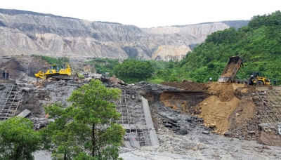 Đoàn kiểm tra Bộ TN&MT: Yêu cầu Cty Khoáng sản Bắc Giang dừng  khai thác dưới chân các vị trí gây mất an toàn