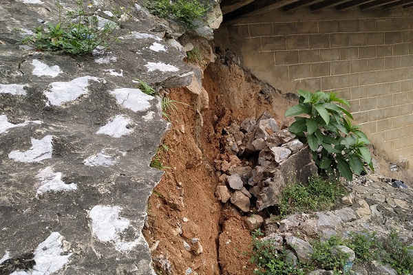 Thanh Hóa: Cầu Hàm Rồng bị sụt lún nghiêm trọng, đe dọa tuyến đường sắt Bắc - Nam
