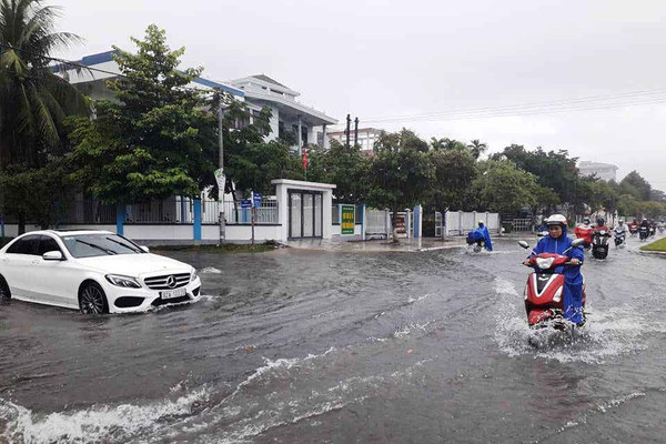 Quảng Nam – Đà Nẵng tiếp tục có mưa lớn khả năng gây ngập lụt trên diện rộng