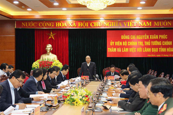 Thủ tướng Nguyễn Xuân Phúc làm việc với lãnh đạo tỉnh Hoà Bình về công tác phát triển KT-XH