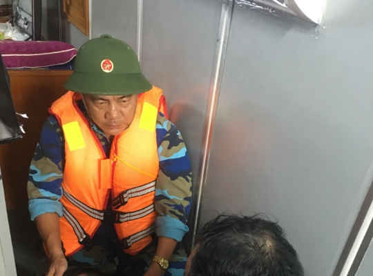 Quảng Trị: Ứng cứu thành công một thuyền viên gặp nạn trên biển