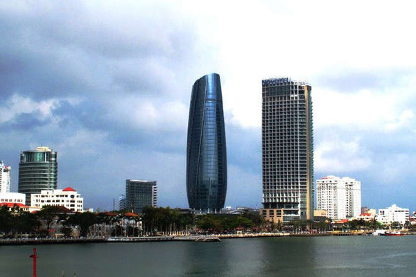 Đà Nẵng có nên cấp phép dự án “Tháp ven sông” cao 29 tầng?