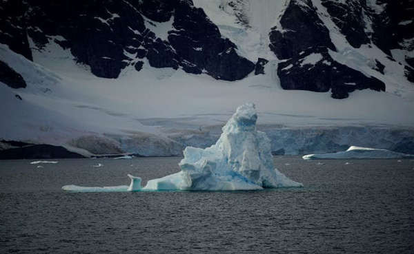Băng Nam Cực tan nhanh, nguy cơ tăng mực nước biển