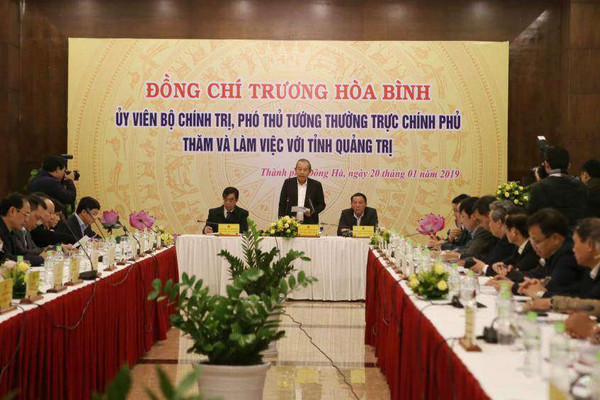 Phó Thủ tướng Thường trực Chính phủ Trương Hòa Bình làm việc tại Quảng Trị