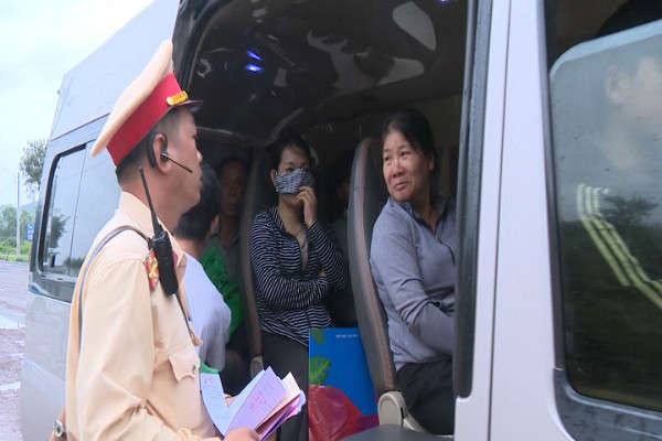 Bình Định: Siết chặt kiểm tra vận tải hành khách trong dịp Tết