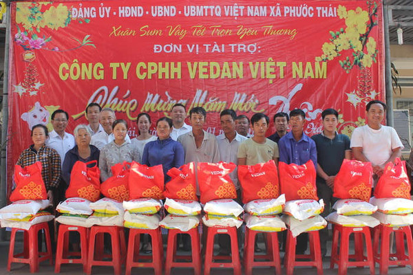 Vedan Việt Nam trao tặng hơn 1.000 phần quà Tết cho người nghèo