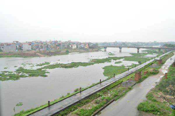 Hà Nội: Khẩn trương đề xuất chương trình bảo vệ môi trường lưu vực sông Nhuệ - Đáy