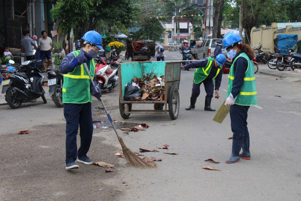 Bình Định: Làm sạch phố phường… đón Xuân
