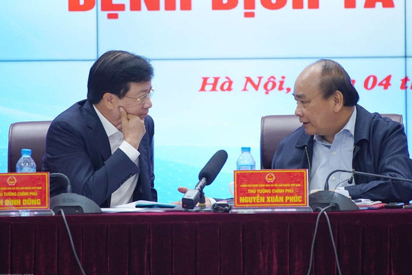 Thủ tướng Nguyễn Xuân Phúc: Vì thiếu tiền, thiếu cách làm hay vô ý thức để dịch lan ra?
