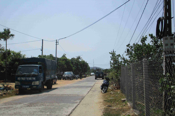 Bình Định: Các khu đất xây dựng biệt thự trên tuyến đường ĐT639 Khu Kinh tế Nhơn Hội bị cưỡng chế tháo dỡ