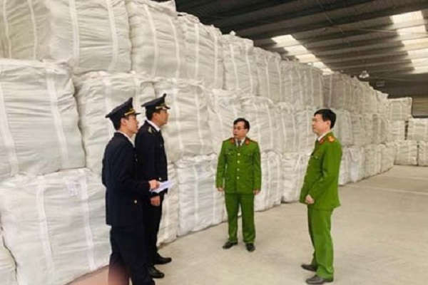 Thanh Hóa: Bắt giữ hơn 18 nghìn tấn xi măng giả nhãn mác Long Sơn