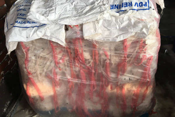 Bắc Giang: Huyện Việt Yên kiểm tra đột xuất một cơ sở tái chế lòng lợn