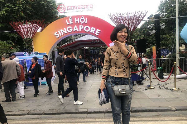 Người dân hào hứng với Lễ hội Singapore lần đầu tổ chức tại Hà Nội