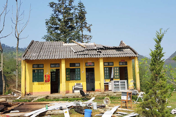 Lào Cai: Hơn 70 nhà bị tốc mái do dông lốc và mưa đá