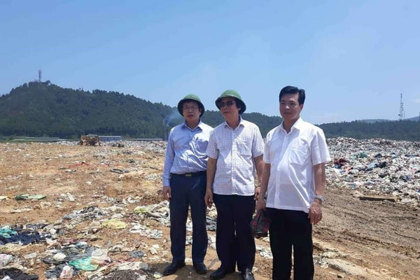 Thứ trưởng Võ Tuấn Nhân kiểm tra Khu liên hợp xử lý chất thải rắn Nghi Yên