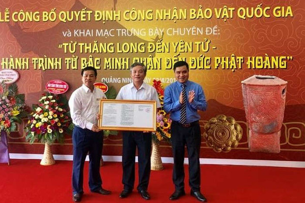 Quảng Ninh: Công bố quyết định công nhận hai bảo vật quốc gia