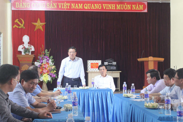 Đoàn Tiểu ban văn kiện Đại hội XIII của Đảng làm việc tại Điện Biên