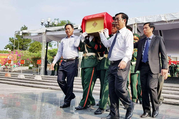 Quảng Trị: Tiếp nhận và an táng hài cốt liệt sỹ quân tình nguyện, chuyên gia hy sinh tại Lào