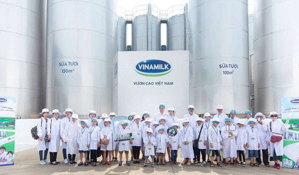 “Siêu” nhà máy đón những vị khách sữa học đường "nhí"
