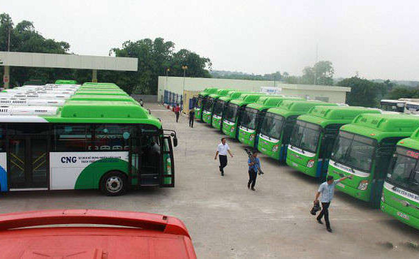 Hà Nội có thêm 4 tuyến buýt sử dụng nhiên liệu sạch
