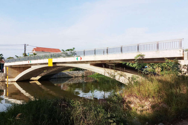 Thừa Thiên Huế: Dở dang cây cầu hơn 30 tỷ đồng