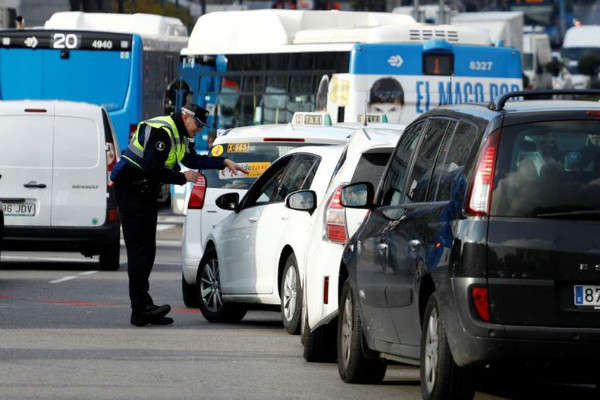 Madrid sẽ tạm dừng lệnh hạn chế ô tô trong trung tâm thành phố
