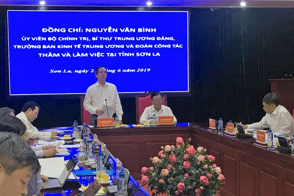 Trưởng ban Kinh tế Trung ương Nguyễn Văn Bình thăm và làm việc tại Sơn La