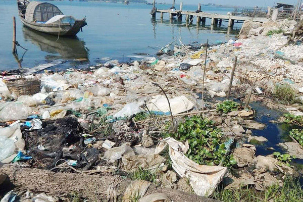 Thừa Thiên Huế: Xử lý dứt điểm tình trạng ô nhiễm môi trường tại cảng cá Thuận An