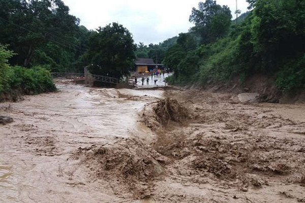 Phú Yên, Bình Thuận, Kon Tum: Cảnh báo lũ quét, sạt lở đất và ngập lụt cục bộ