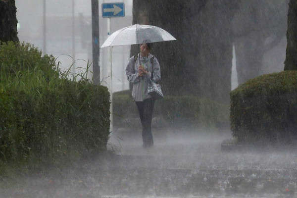 Mưa lớn gây lở đất, Nhật Bản yêu cầu 800.000 người sơ tán