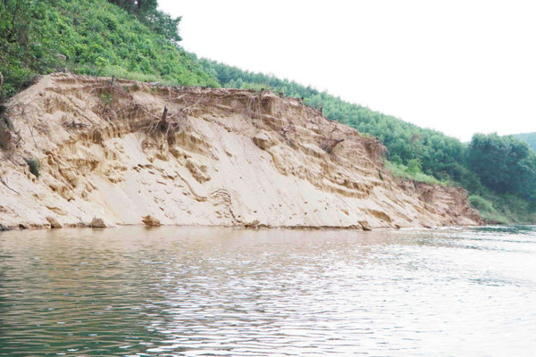 Vụ Công ty Tuấn Hải bị phạt do khai thác cát trái phép ở Thừa Thiên Huế: Khắc phục môi trường đang gặp khó