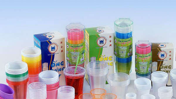 Hà Nội phấn đấu đến năm 2025 không sản xuất đồ nhựa dùng một lần