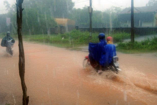 Các tỉnh Gia Lai, Kon Tum: Bắt đầu mưa to, nhiều vùng xảy ra lũ quét, sạt lở
