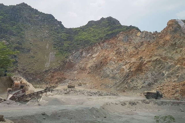 Ninh Bình: Tạm dừng hoạt động khai thác mỏ đá vôi đôlômit xã Kỳ Phú
