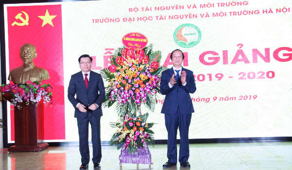 Đại học TN&MT Hà Nội khai giảng năm học 2019-2020