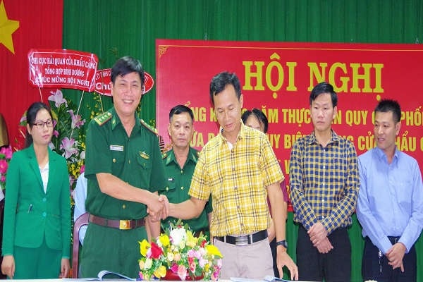 Phối hợp an ninh, an toàn khu vực cửa khẩu cảng biển