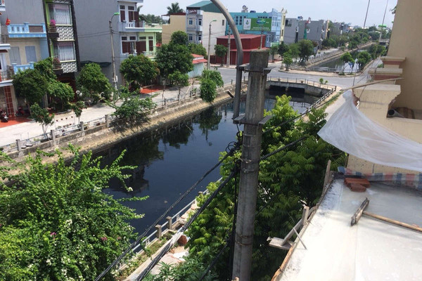  Nước thải công nghiệp đang “bức tử” sông Đoan Túc