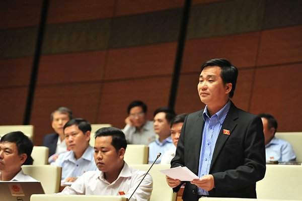 ĐBQH Dương Minh Tuấn đề xuất giải pháp giảm tai nạn đường sắt ở các lối đi tự mở