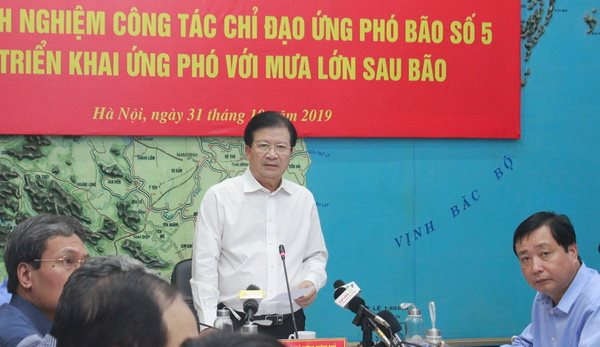 Rút kinh nghiệm công tác chỉ đạo ứng phó cơn bão số 5 và mưa lớn sau bão