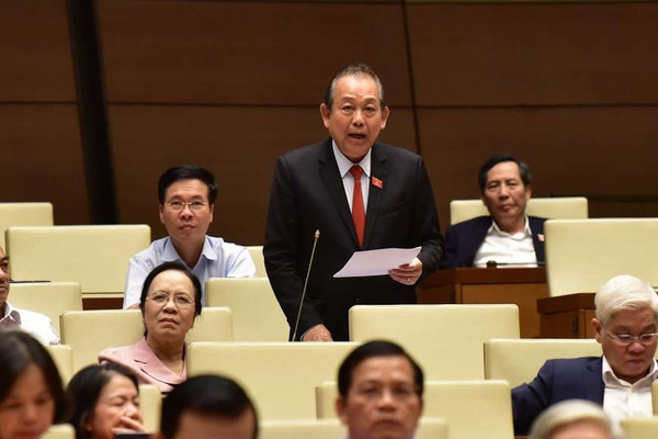 Phó Thủ tướng Trương Hòa Bình trả lời trước Quốc hội về công tác Nội vụ