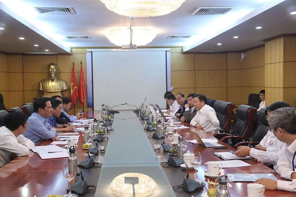 Bộ TN&MT tháo gỡ khó khăn trong lĩnh vực TN&MT cho Thái Nguyên