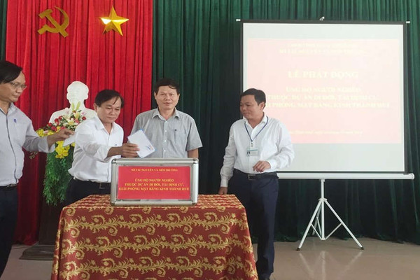 Sở TN&MT Thừa Thiên Huế quyên góp ủng hộ người nghèo di dân ra khỏi Kinh thành