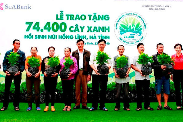SeABank trao tặng 74.400 cây xanh cho tỉnh Hà Tĩnh