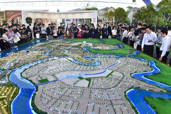 Khó lý giải sức hút trong 2 ngày đầu diễn ra Novaland Expo