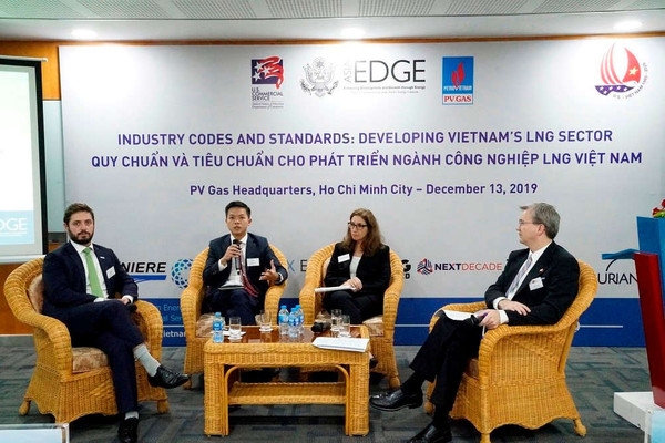 Hội thảo “Quy chuẩn và tiêu chuẩn cho phát triển LNG Việt Nam”