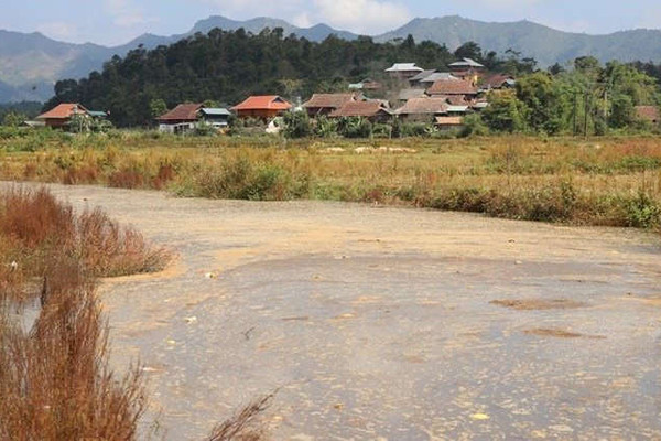 Điện Biên: Người dân tiếp tục “kêu cứu” vì ô nhiễm do sơ chế dong riềng