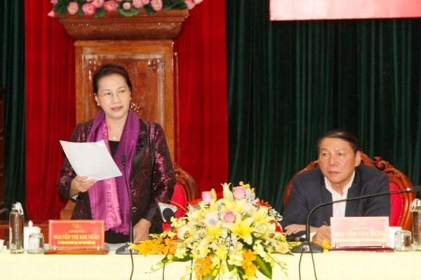 Chủ tịch Quốc hội Nguyễn Thị Kim Ngân làm việc với Ban Thường vụ Tỉnh ủy Quảng Trị