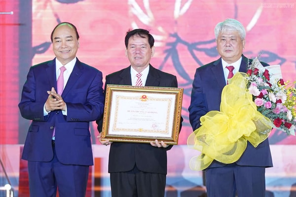 Thủ tướng: Nhân hòa là yếu tố quyết định nhất với các địa phương