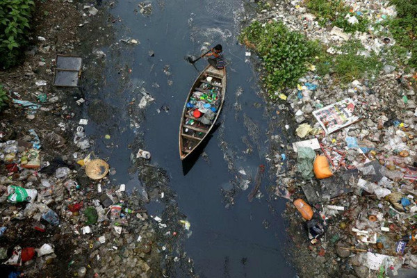Bangladesh cấm sử dụng nhựa một lần trong khách sạn và nhà hàng