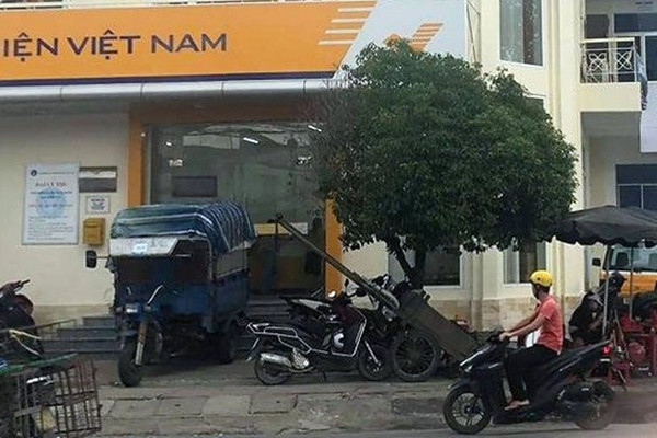 Quảng Nam: Khởi tố 2 nữ cán bộ bưu điện tham ô tài sản